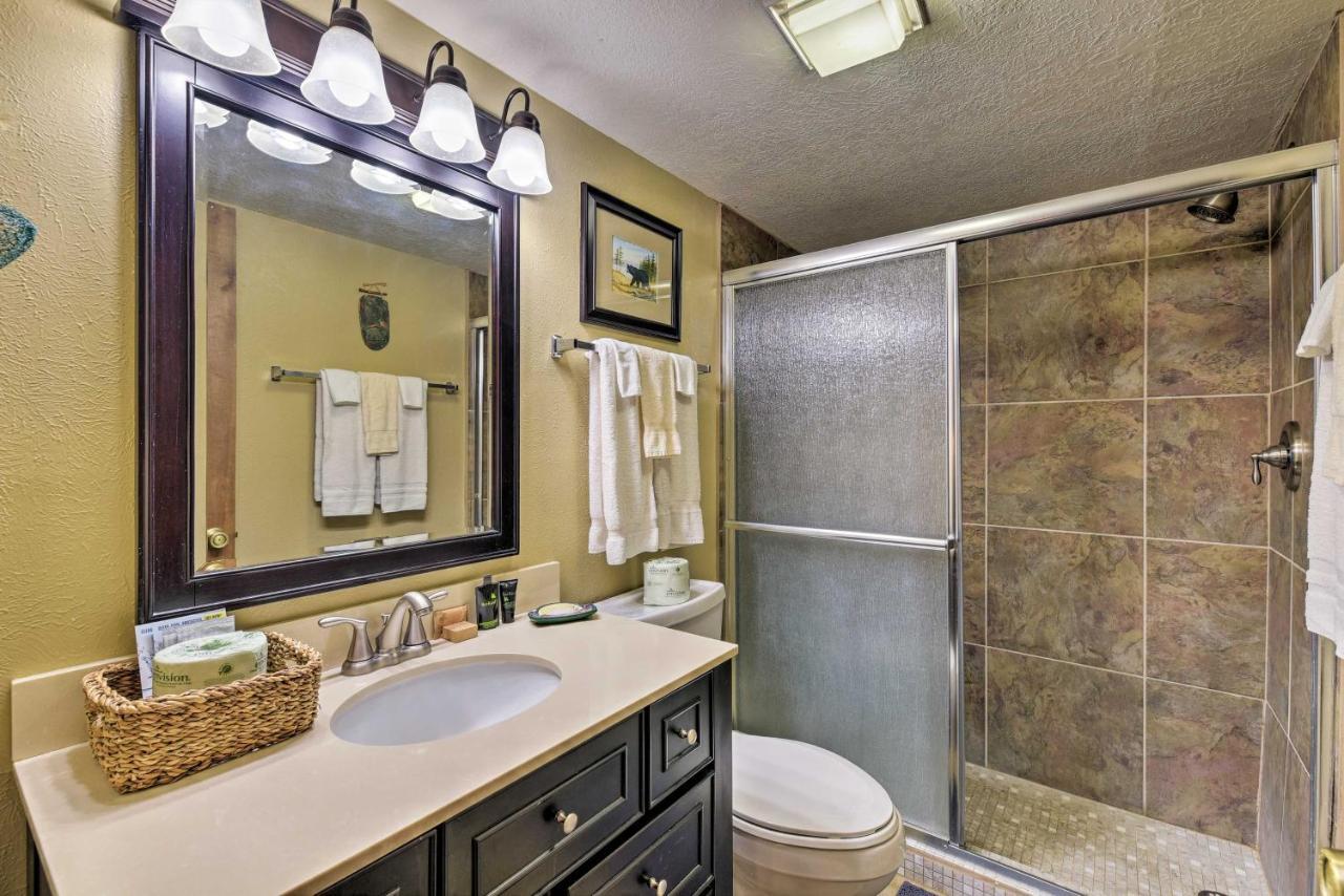 Condo With Grill Access Close To Angel Fire Resort Екстериор снимка