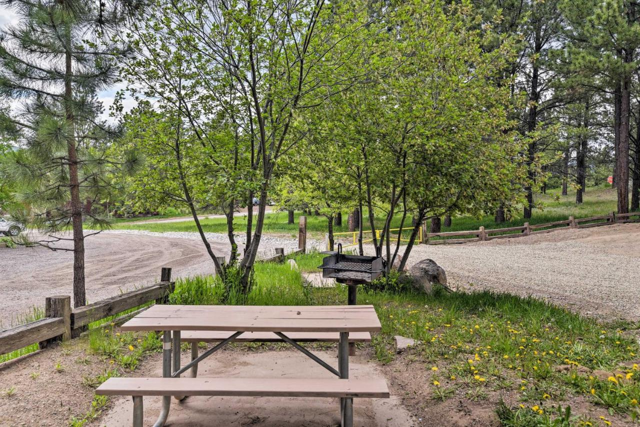 Condo With Grill Access Close To Angel Fire Resort Екстериор снимка